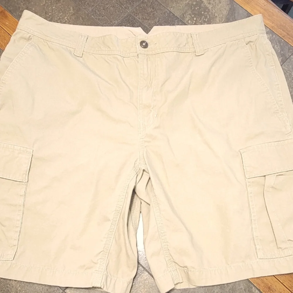 North Face Synkros‎ Cotton Lightweight Cargo Shorts Tan Size 40